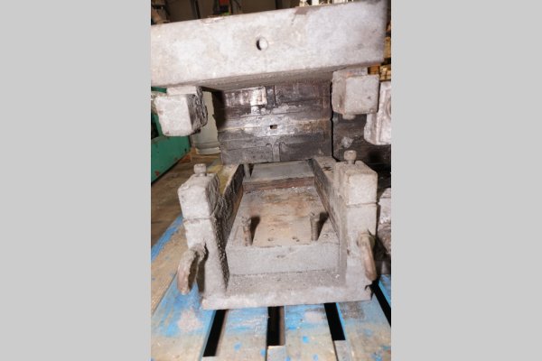 Picture of DME Heavy Duty, Single Unit, Cold Chamber Aluminum master unit die holder DCMP-5214