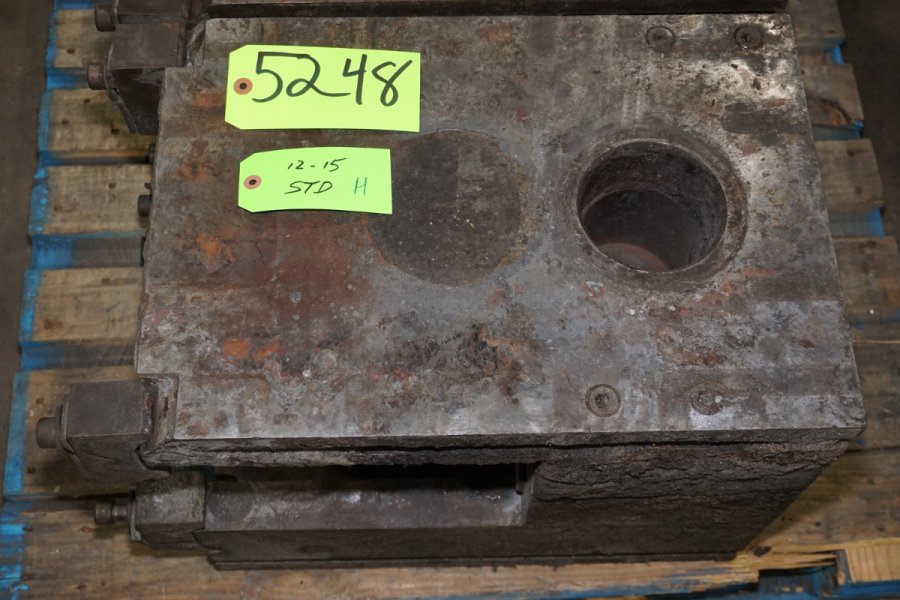 Image of DME Model DCS-1215-A Standard Duty, Single Unit, Cold Chamber Aluminum master unit die holder For_Sale DCM-5248