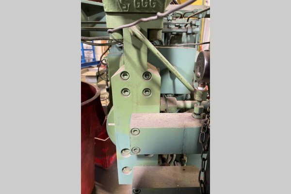 Detailed Pictures of Frech Cold Chamber Die Casting Machine DCMP-5264