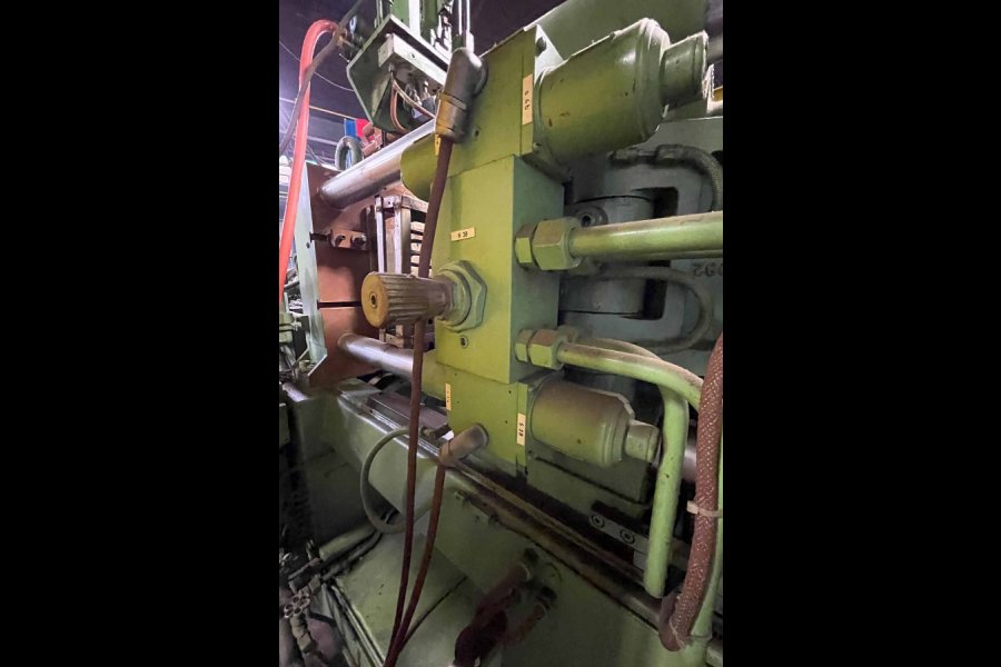 Detailed Pictures of Frech Cold Chamber Die Casting Machine DCMP-5264