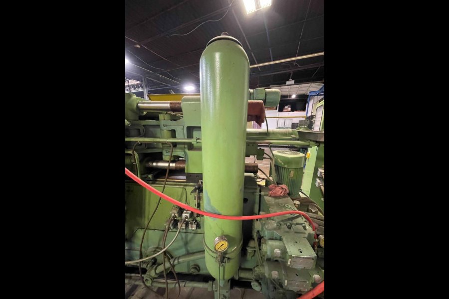 Detailed Pictures of Frech Cold Chamber Die Casting Machine DCMP-5264