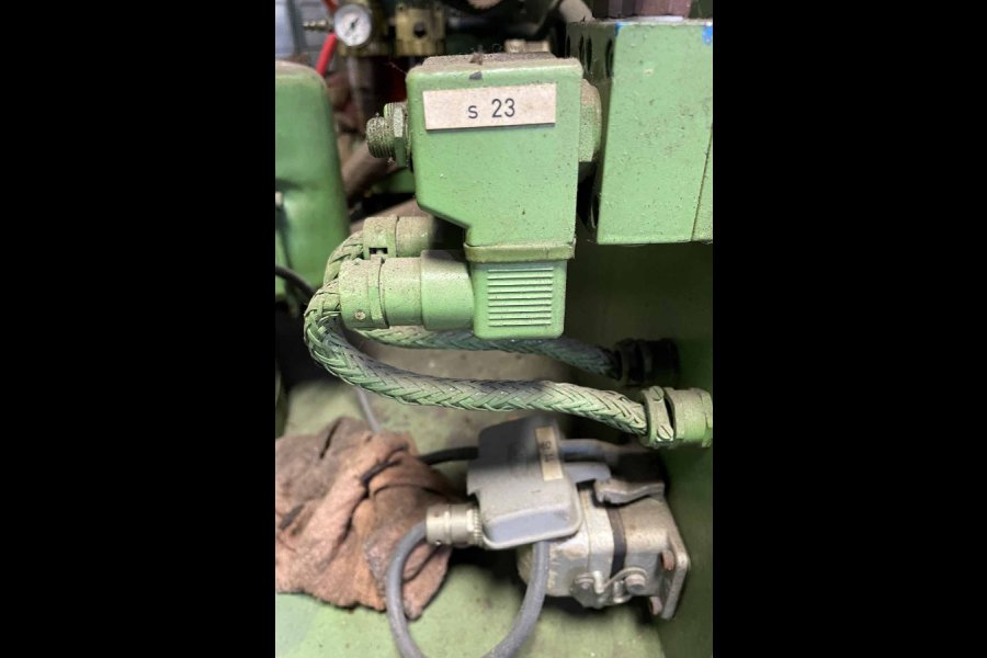 Detailed Pictures of Frech Cold Chamber Die Casting Machine DCMP-5264