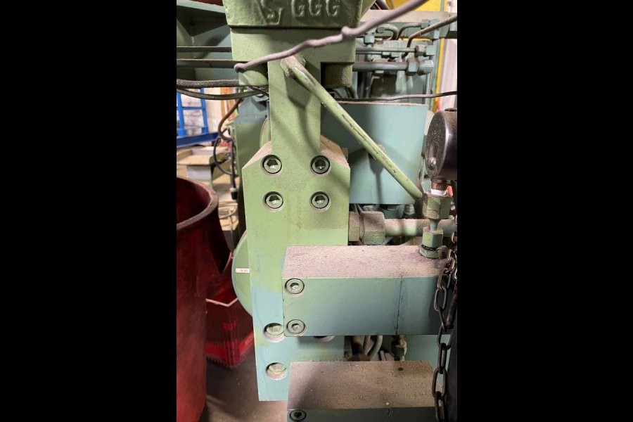 Detailed Pictures of Frech Cold Chamber Die Casting Machine DCMP-5264