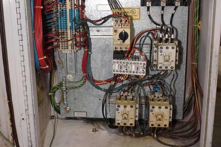 Detailed Pictures of Sterlco Single Zone Hot Oil Heater Unit DCMP-5272 Detailed Pictures of Sterlco Single Zone Hot Oil Heater Unit DCMP-5272