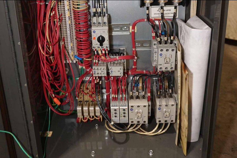 Detailed Pictures of Sterlco Single Zone Hot Oil Heater Unit DCMP-5285 Detailed Pictures of Sterlco Single Zone Hot Oil Heater Unit DCMP-5285