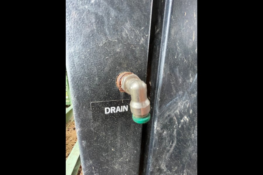Detailed Pictures of Parker Airtec Refrigerated Compressed Air Dryer - Water Cooled DCMP-5301 Detailed Pictures of Parker Airtec Refrigerated Compressed Air Dryer - Water Cooled DCMP-5301