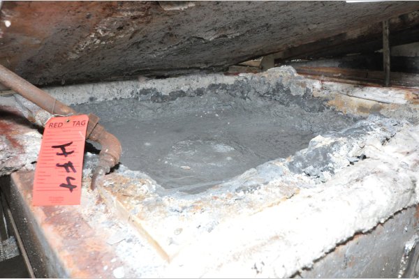 Detailed Pictures of Cal-Miser Low Energy Gas Heated Aluminum Holding Furnace DCMP-5307 Detailed Pictures of Cal-Miser Low Energy Gas Heated Aluminum Holding Furnace DCMP-5307