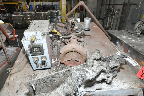 Detailed Pictures of Cal-Miser Low Energy Gas Heated Aluminum Holding Furnace DCMP-5307 Detailed Pictures of Cal-Miser Low Energy Gas Heated Aluminum Holding Furnace DCMP-5307