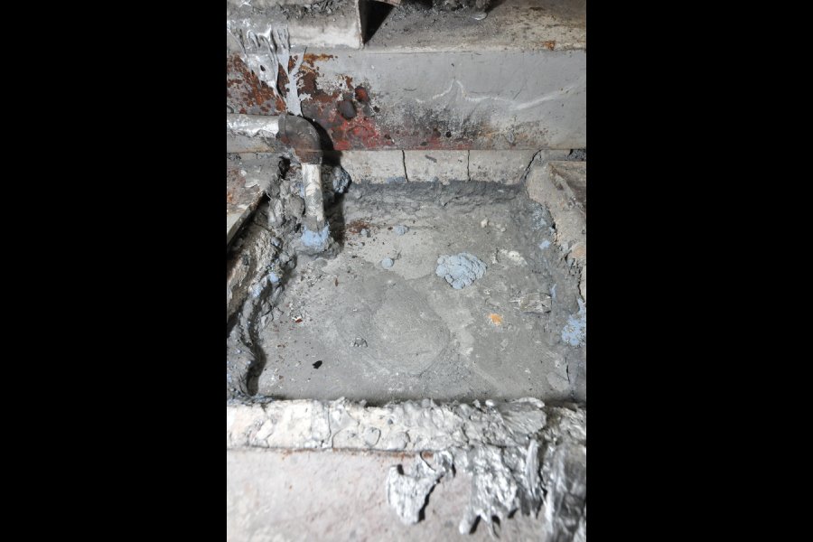 Detailed Pictures of Cal-Miser Low Energy Gas Heated Aluminum Holding Furnace DCMP-5307 Detailed Pictures of Cal-Miser Low Energy Gas Heated Aluminum Holding Furnace DCMP-5307