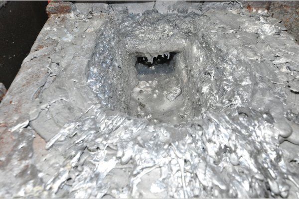 Picture of Cal-Miser Model SO 2700 Low Energy Gas Heated Aluminum Holding Furnace For_Sale DCM-5308 Image of Cal-Miser Model SO 2700 Low Energy Gas Heated Aluminum Holding Furnace For_Sale DCM-5308