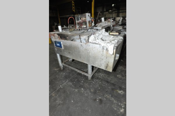 Detailed Pictures of Cal-Miser Low Energy Gas Heated Aluminum Holding Furnace DCMP-5308 Detailed Pictures of Cal-Miser Low Energy Gas Heated Aluminum Holding Furnace DCMP-5308