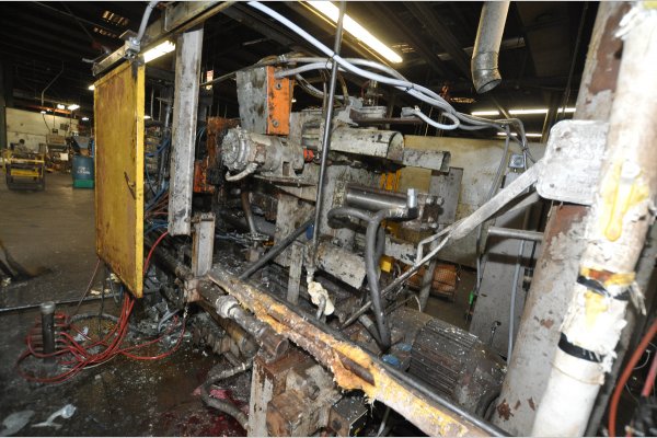 Picture of Model HPM D-250-Z DCMP-5314 Picture of HPM Horizontal Hot Chamber Zinc (Zamak) High Pressure Die Casting Machine DCMP-5314