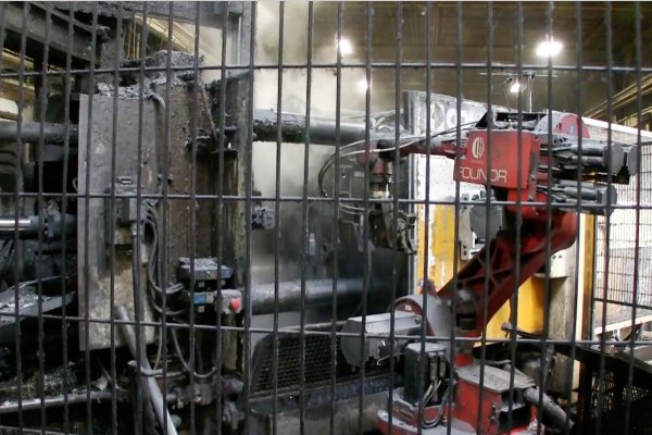 Detailed Pictures of Colosio Cold Chamber Die Casting Machine DCMP-5318