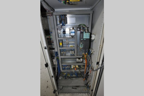 Detailed Pictures of Colosio Cold Chamber Die Casting Machine DCMP-5318