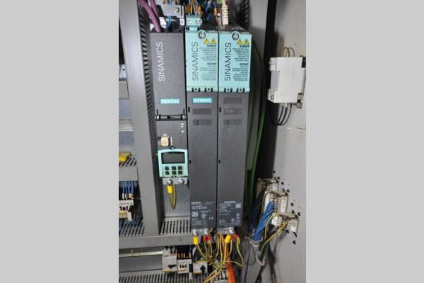 Detailed Pictures of Colosio Cold Chamber Die Casting Machine DCMP-5318