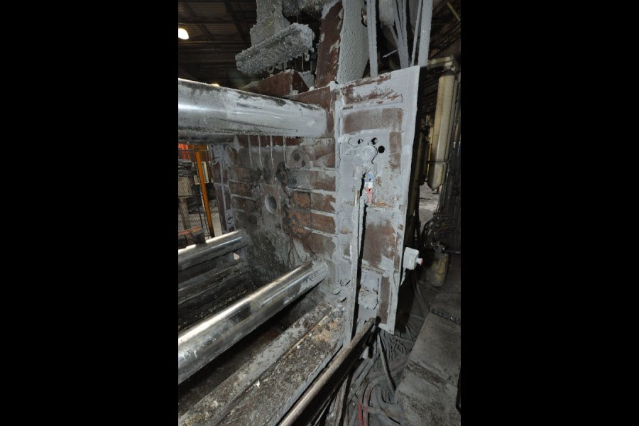 Detailed Pictures of Colosio Cold Chamber Die Casting Machine DCMP-5318