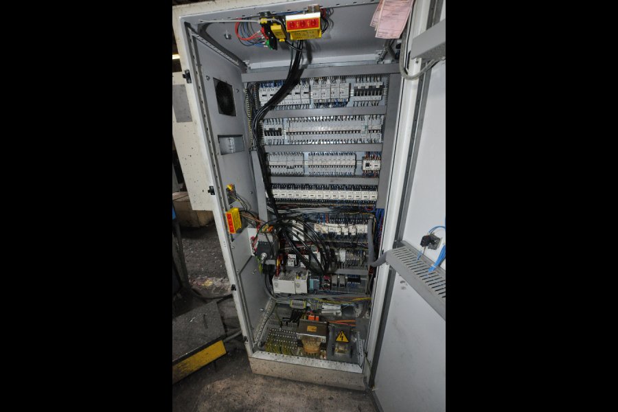 Detailed Pictures of Colosio Cold Chamber Die Casting Machine DCMP-5318