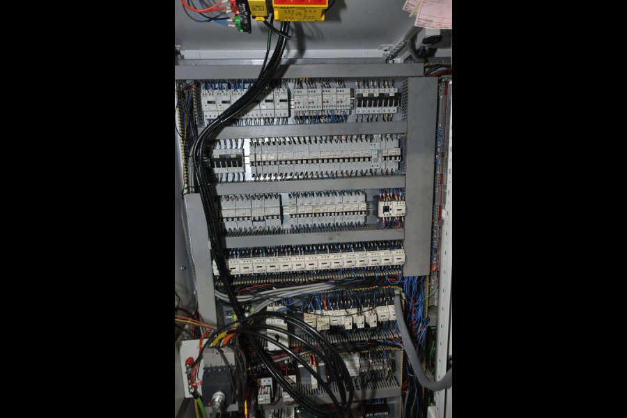 Detailed Pictures of Colosio Cold Chamber Die Casting Machine DCMP-5318