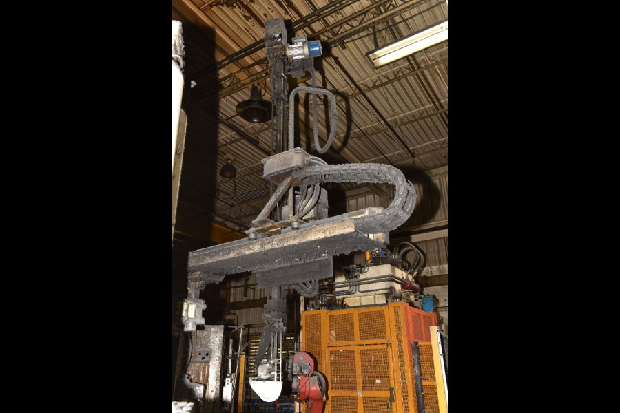 Detailed Pictures of Colosio Cold Chamber Die Casting Machine DCMP-5318