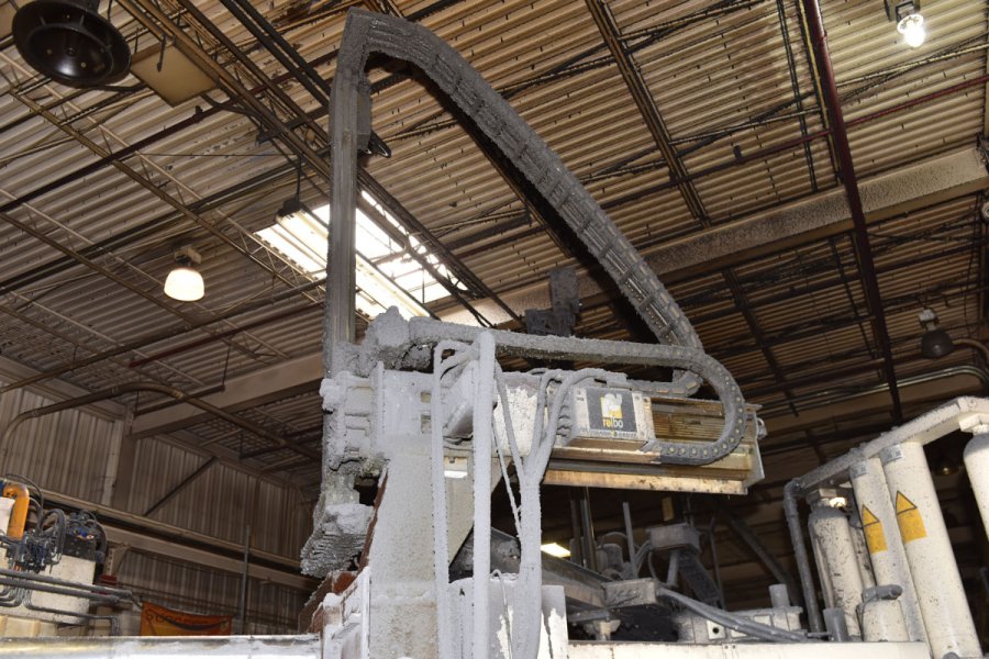 Detailed Pictures of Colosio Cold Chamber Die Casting Machine DCMP-5318