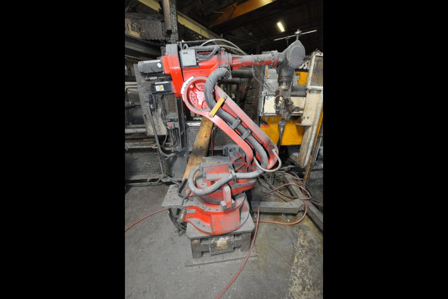 Detailed Pictures of Colosio Cold Chamber Die Casting Machine DCMP-5318