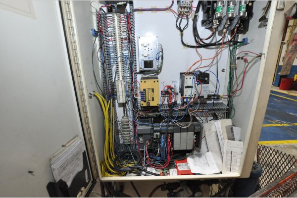 Detailed Pictures of Greenerd Gap Frame Hydraulic Trim Press DCMP-5329