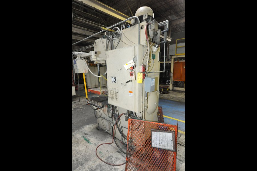 Detailed Pictures of Greenerd Gap Frame Hydraulic Trim Press DCMP-5329 Detailed Pictures of Greenerd Gap Frame Hydraulic Trim Press DCMP-5329