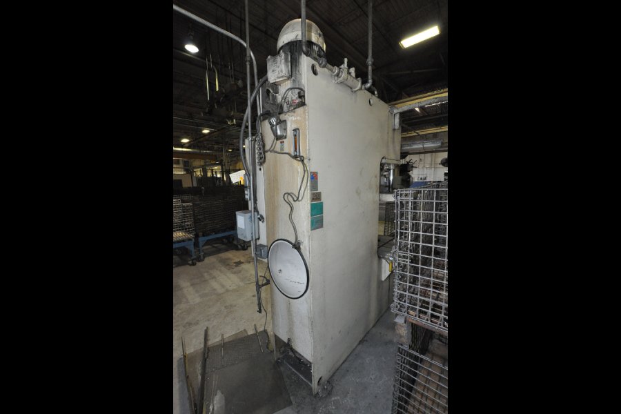 Detailed Pictures of Greenerd Gap Frame Hydraulic Trim Press DCMP-5330