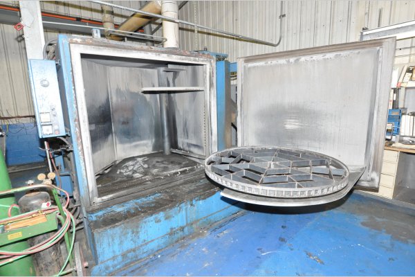 Picture of Mart Corporation Water-Based Parts Cleaning/Washing Conveyor System DCMP-5350