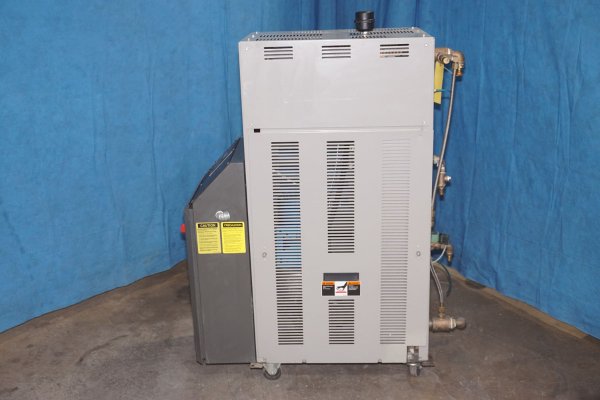 Detailed Pictures of Sterlco Water Cooling Transfer Temperature Control Unit DCMP-5379