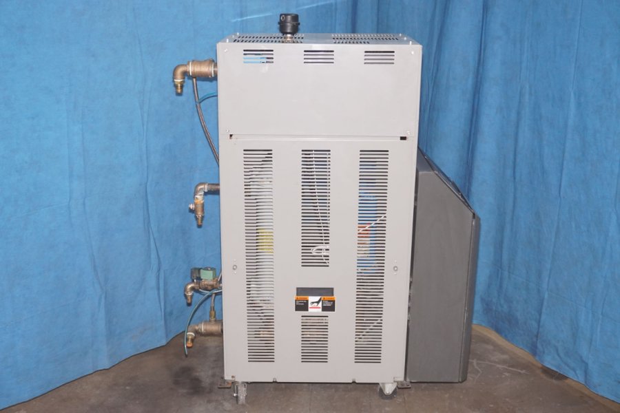 Detailed Pictures of Sterlco Water Cooling Transfer Temperature Control Unit DCMP-5379