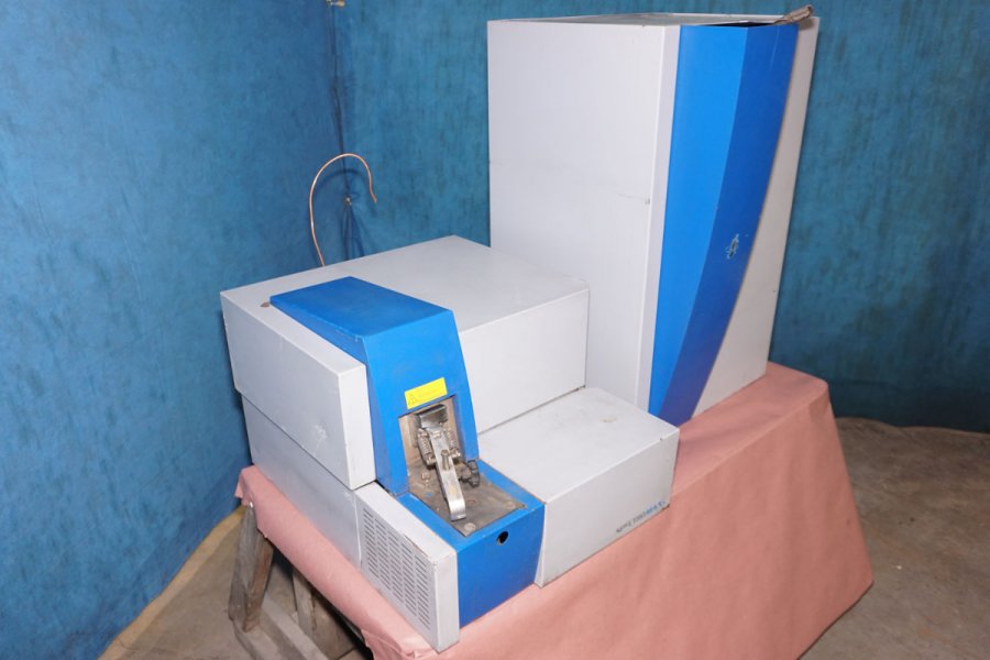 Detailed Pictures of Spectro Analytical Metal Analytic Mass Spectrometer DCMP-5392