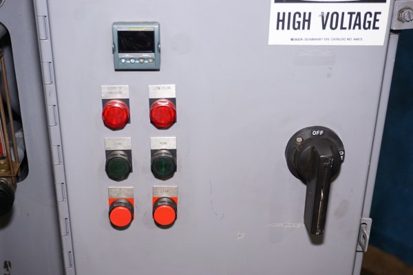 Detailed Pictures of Budzar Industries Negative Pressure Hot Oil Temperature Control Unit with Water Coling DCMP-5444 Detailed Pictures of Budzar Industries Negative Pressure Hot Oil Temperature Control Unit with Water Coling DCMP-5444