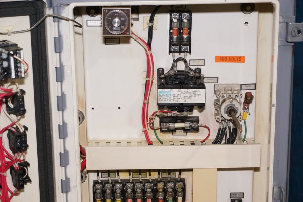 Detailed Pictures of Budzar Industries Negative Pressure Hot Oil Temperature Control Unit with Water Coling DCMP-5444 Detailed Pictures of Budzar Industries Negative Pressure Hot Oil Temperature Control Unit with Water Coling DCMP-5444