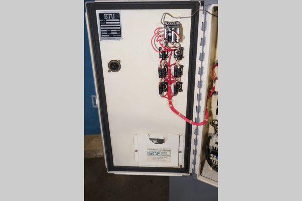 Detailed Pictures of Budzar Industries Negative Pressure Hot Oil Temperature Control Unit with Water Coling DCMP-5444 Detailed Pictures of Budzar Industries Negative Pressure Hot Oil Temperature Control Unit with Water Coling DCMP-5444