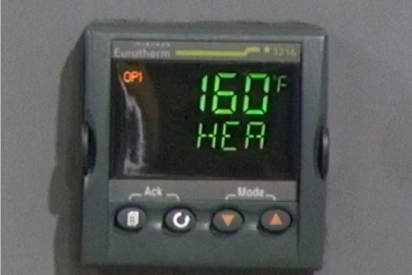 Detailed Pictures of Budzar Industries Negative Pressure Hot Oil Temperature Control Unit with Water Coling DCMP-5444 Detailed Pictures of Budzar Industries Negative Pressure Hot Oil Temperature Control Unit with Water Coling DCMP-5444