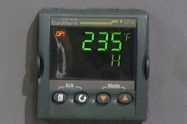 Detailed Pictures of Budzar Industries Negative Pressure Hot Oil Temperature Control Unit with Water Coling DCMP-5444 Detailed Pictures of Budzar Industries Negative Pressure Hot Oil Temperature Control Unit with Water Coling DCMP-5444