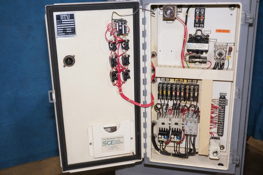 Detailed Pictures of Budzar Industries Negative Pressure Hot Oil Temperature Control Unit with Water Coling DCMP-5444 Detailed Pictures of Budzar Industries Negative Pressure Hot Oil Temperature Control Unit with Water Coling DCMP-5444