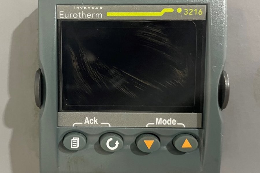 Detailed Pictures of Budzar Industries Negative Pressure Hot Oil Temperature Control Unit with Water Coling DCMP-5444 Detailed Pictures of Budzar Industries Negative Pressure Hot Oil Temperature Control Unit with Water Coling DCMP-5444