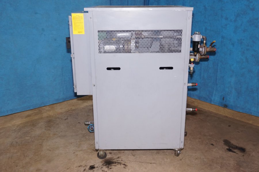 Detailed Pictures of Budzar Industries Negative Pressure Hot Oil Temperature Control Unit with Water Coling DCMP-5444 Detailed Pictures of Budzar Industries Negative Pressure Hot Oil Temperature Control Unit with Water Coling DCMP-5444