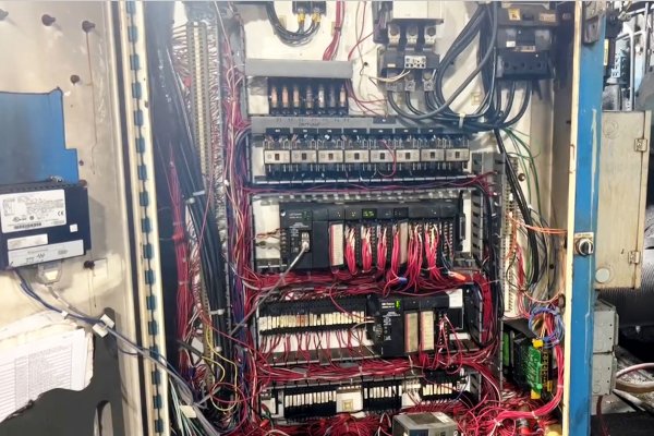 Detailed Pictures of Prince Cold Chamber Die Casting Machine DCMP-5485 Detailed Pictures of Prince Cold Chamber Die Casting Machine DCMP-5485