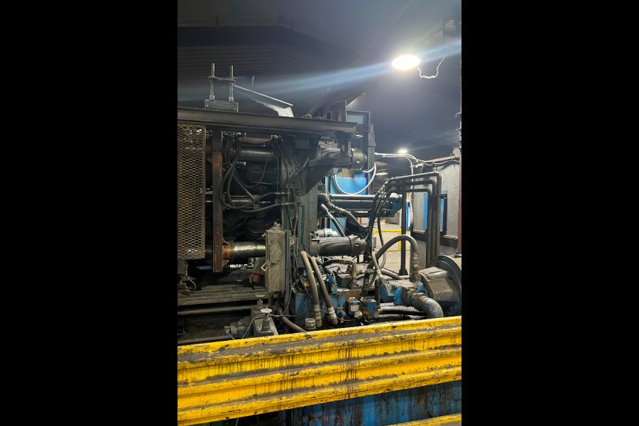 Detailed Pictures of Prince Cold Chamber Die Casting Machine DCMP-5485 Detailed Pictures of Prince Cold Chamber Die Casting Machine DCMP-5485