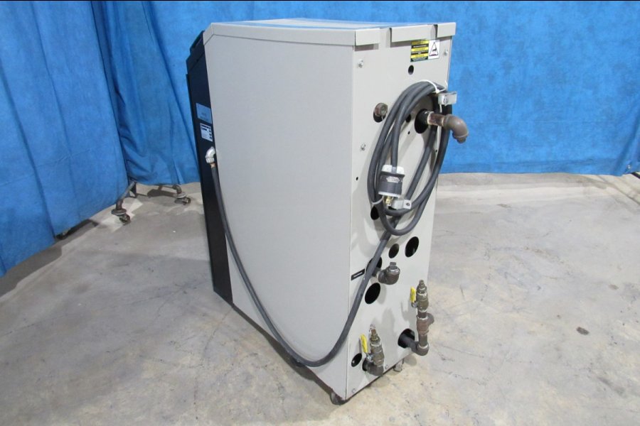 Detailed Pictures of Conair Hot Oil Heater unit with Cooling Circuit DCMP-5493 Detailed Pictures of Conair Hot Oil Heater unit with Cooling Circuit DCMP-5493