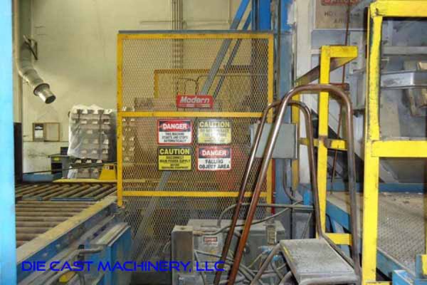 Detailed Pictures of Modern Equipment Stack Melting & Holding Furnace DCMP-5494