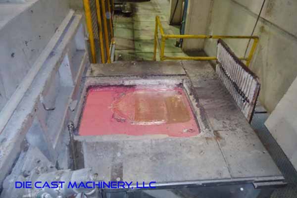 Detailed Pictures of Modern Equipment Stack Melting & Holding Furnace DCMP-5494