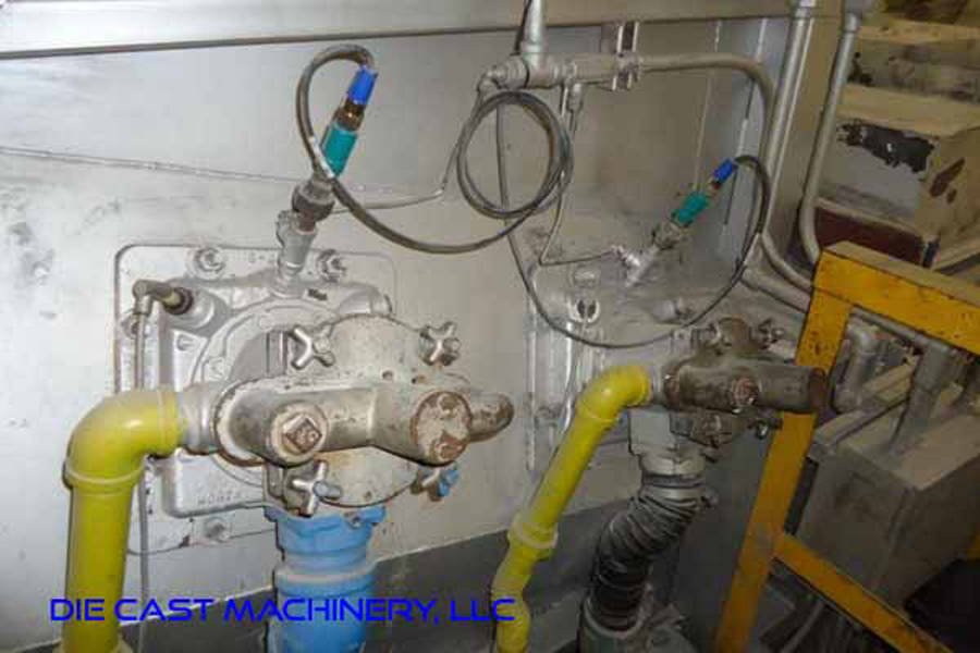 Detailed Pictures of Modern Equipment Stack Melting & Holding Furnace DCMP-5494