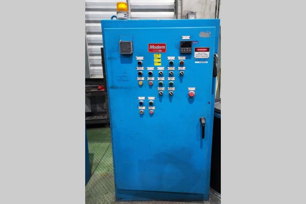 Detailed Pictures of Modern Equipment Stack Melting & Holding Furnace DCMP-5504