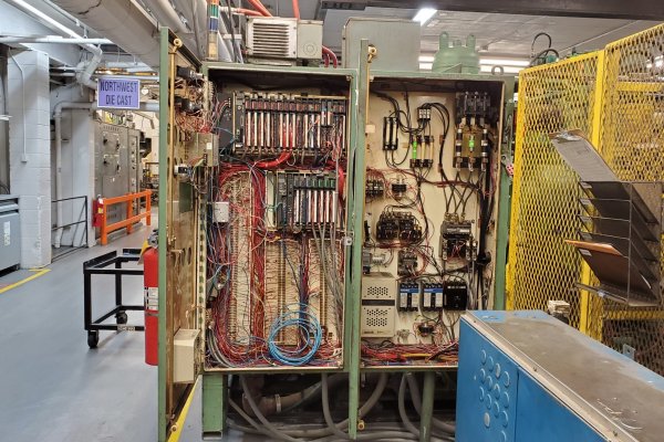 Detailed Pictures of Prince Hot Chamber Die Casting Machine DCMP-5519 Detailed Pictures of Prince Hot Chamber Die Casting Machine DCMP-5519