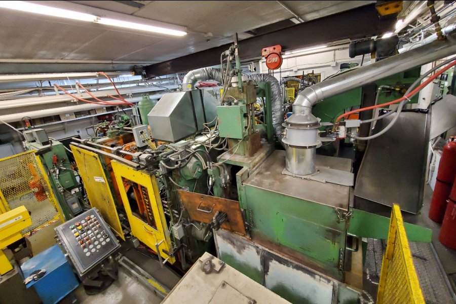 Detailed Pictures of Prince Hot Chamber Die Casting Machine DCMP-5519 Detailed Pictures of Prince Hot Chamber Die Casting Machine DCMP-5519