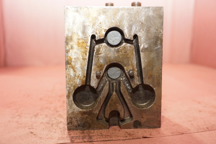 Detailed Pictures of Fondarex Vacuum Valve for Processing Die Casting DCMP-5528